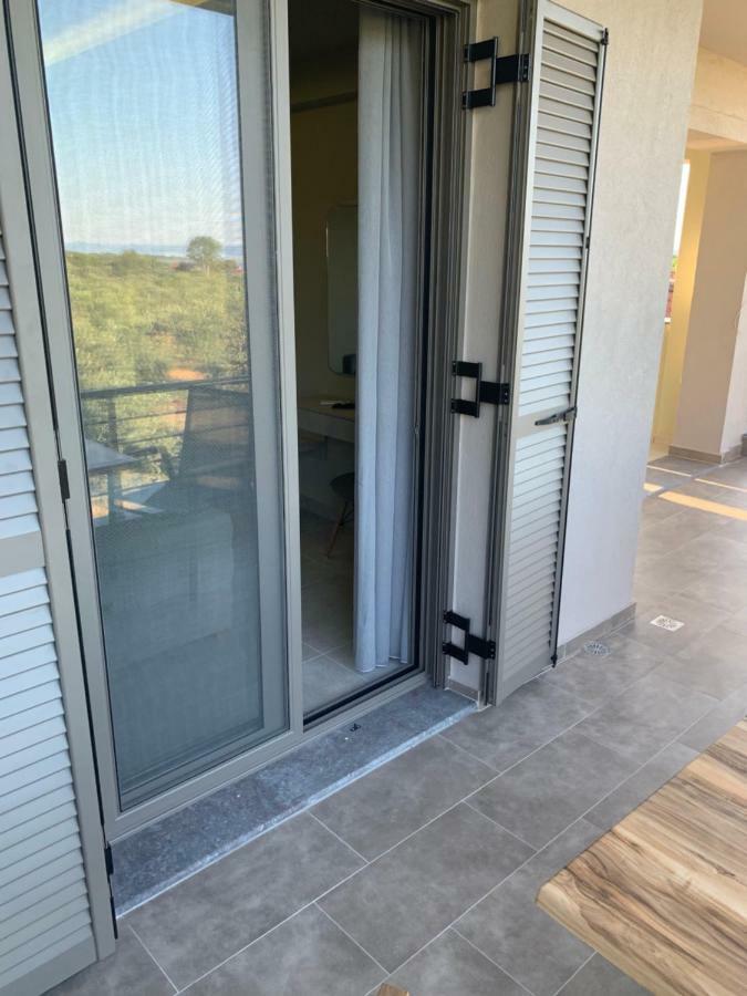 Castella Apartments Vourvourou Exterior photo